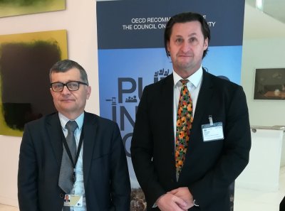 Na zdjęciu z Zastępcą Szefa CBA (po lewej) 
Ambasador, Stały Przedstawiciel Rzeczypospolitej Polskiej przy OECD - Prof. Aleksander Surdej