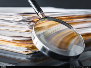 magnifying glass